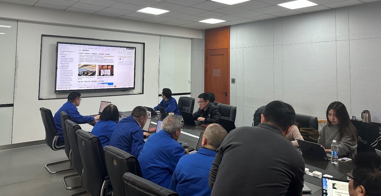 飛書(shū)項(xiàng)目團(tuán)隊(duì)深入我司參觀交流.jpg